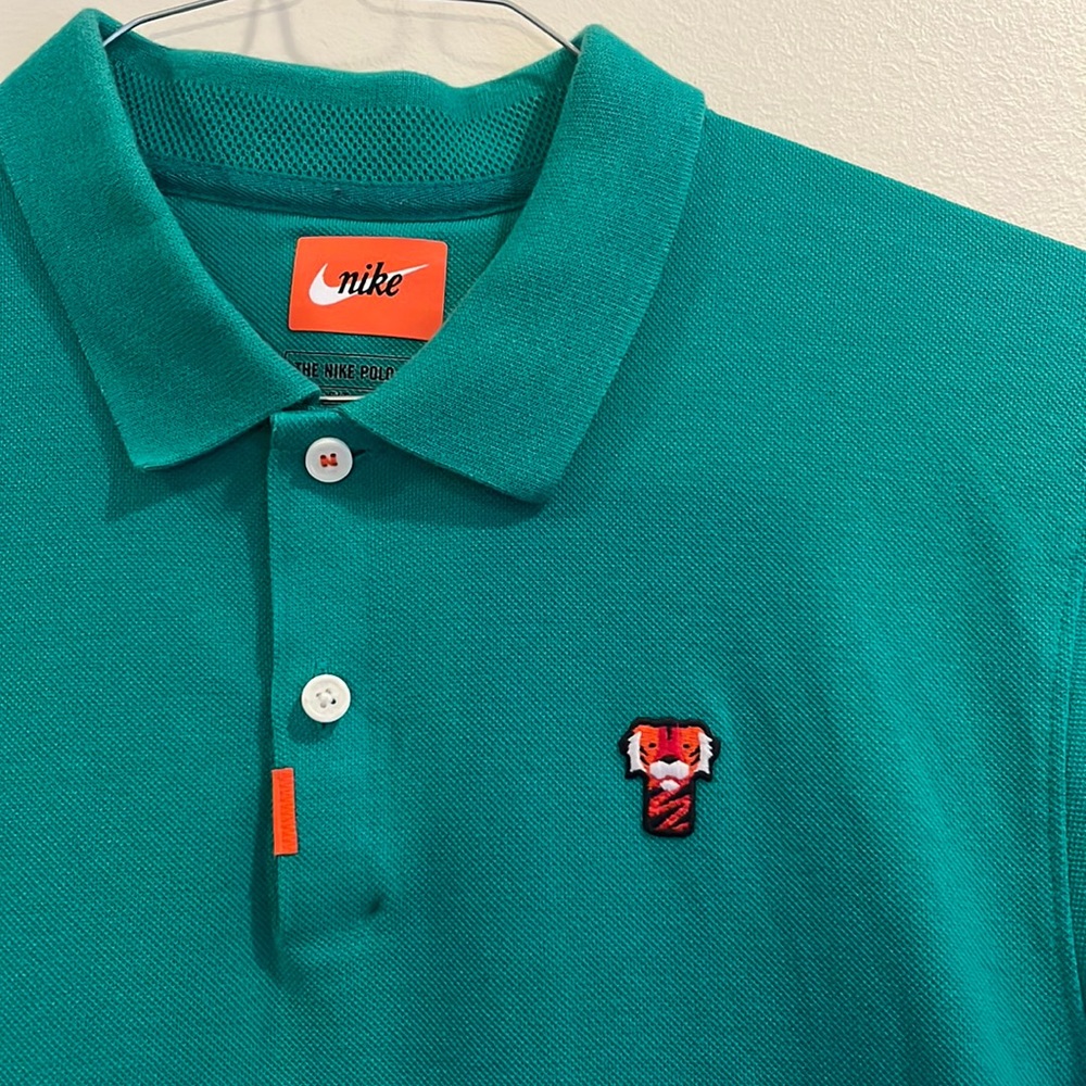 Nike, Mens Small, Tiger Woods Frank Golf Polo, green.